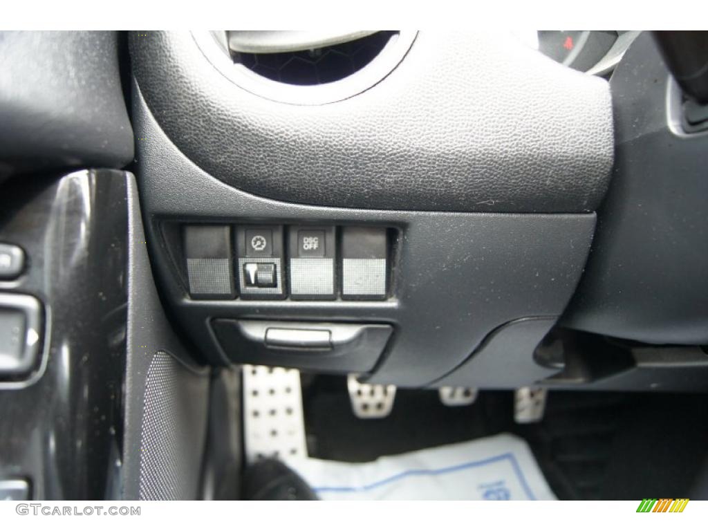 2004 Mazda RX-8 Standard RX-8 Model Controls Photo #46256404