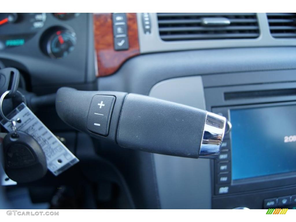 2009 GMC Yukon Hybrid 4x4 Transmission Photos