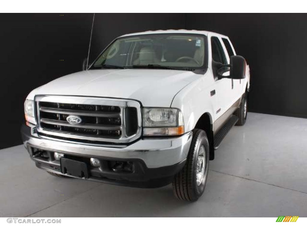 Oxford White Ford F250 Super Duty