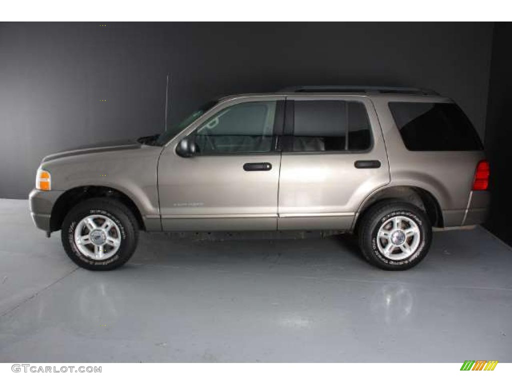 2004 Explorer XLT 4x4 - Mineral Grey Metallic / Graphite photo #5