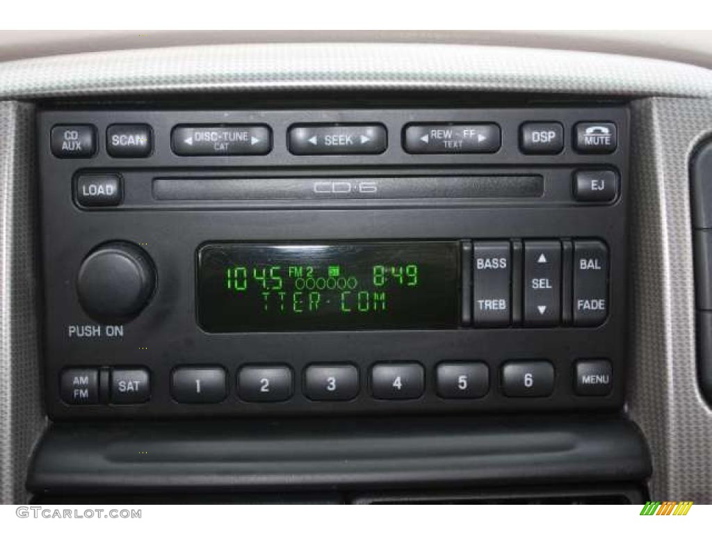 2004 Explorer XLT 4x4 - Mineral Grey Metallic / Graphite photo #12