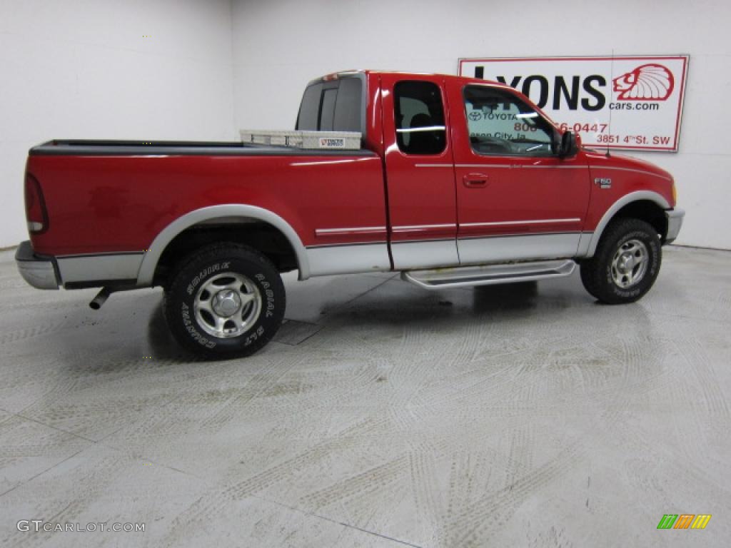 1998 F150 Lariat SuperCab 4x4 - Bright Red / Medium Graphite photo #17