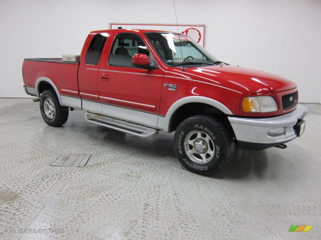 1998 F150 Lariat SuperCab 4x4 - Bright Red / Medium Graphite photo #22