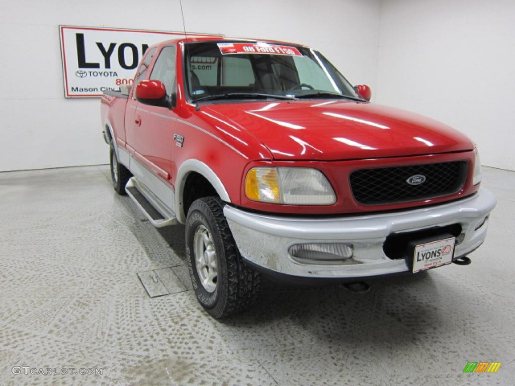 1998 F150 Lariat SuperCab 4x4 - Bright Red / Medium Graphite photo #24