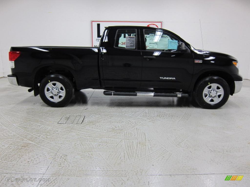 2011 Tundra Double Cab 4x4 - Black / Black photo #14