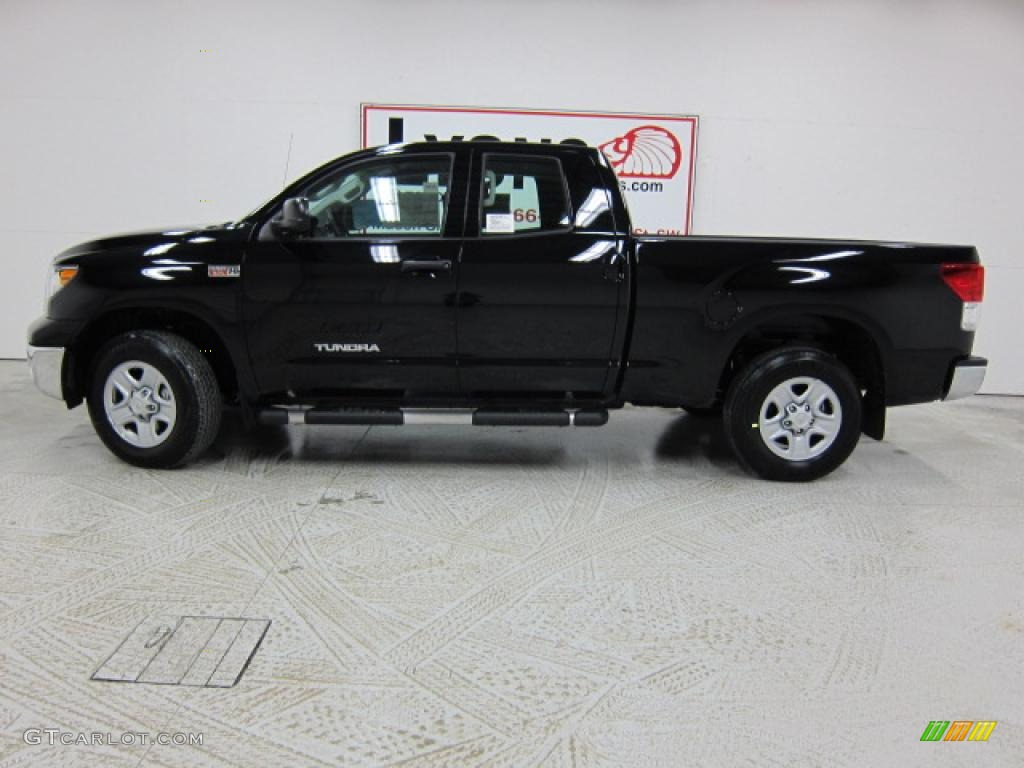 2011 Tundra Double Cab 4x4 - Black / Black photo #17