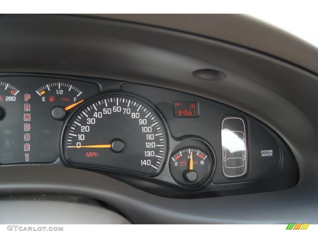 2005 Pontiac Bonneville SE Gauges Photo #46259476