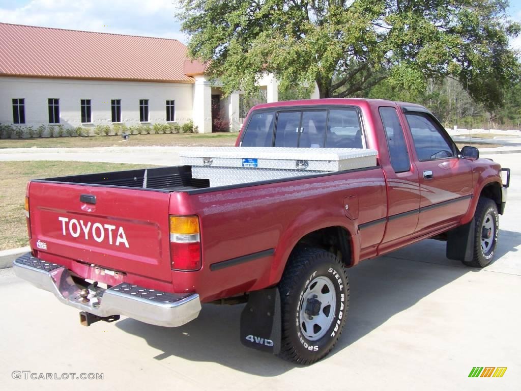 1993 Pickup Deluxe Extended Cab 4x4 - Garnet Red Pearl / Gray photo #3