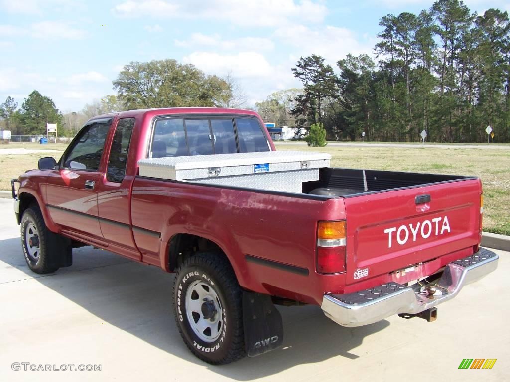 1993 Pickup Deluxe Extended Cab 4x4 - Garnet Red Pearl / Gray photo #5