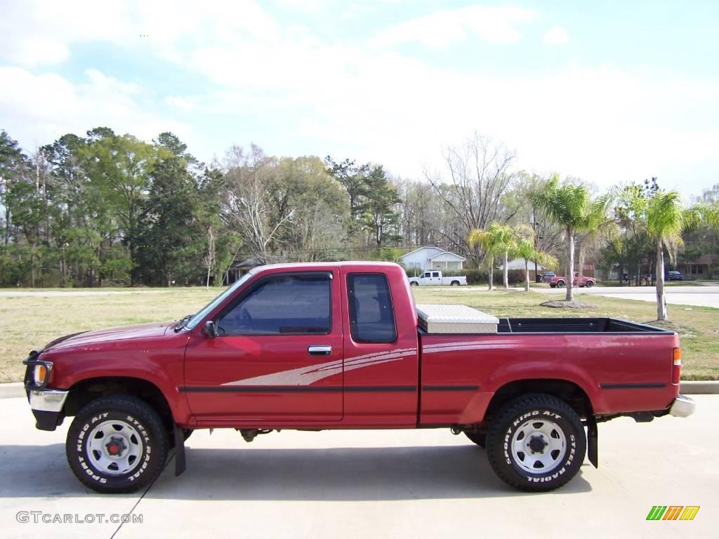 1993 Pickup Deluxe Extended Cab 4x4 - Garnet Red Pearl / Gray photo #6