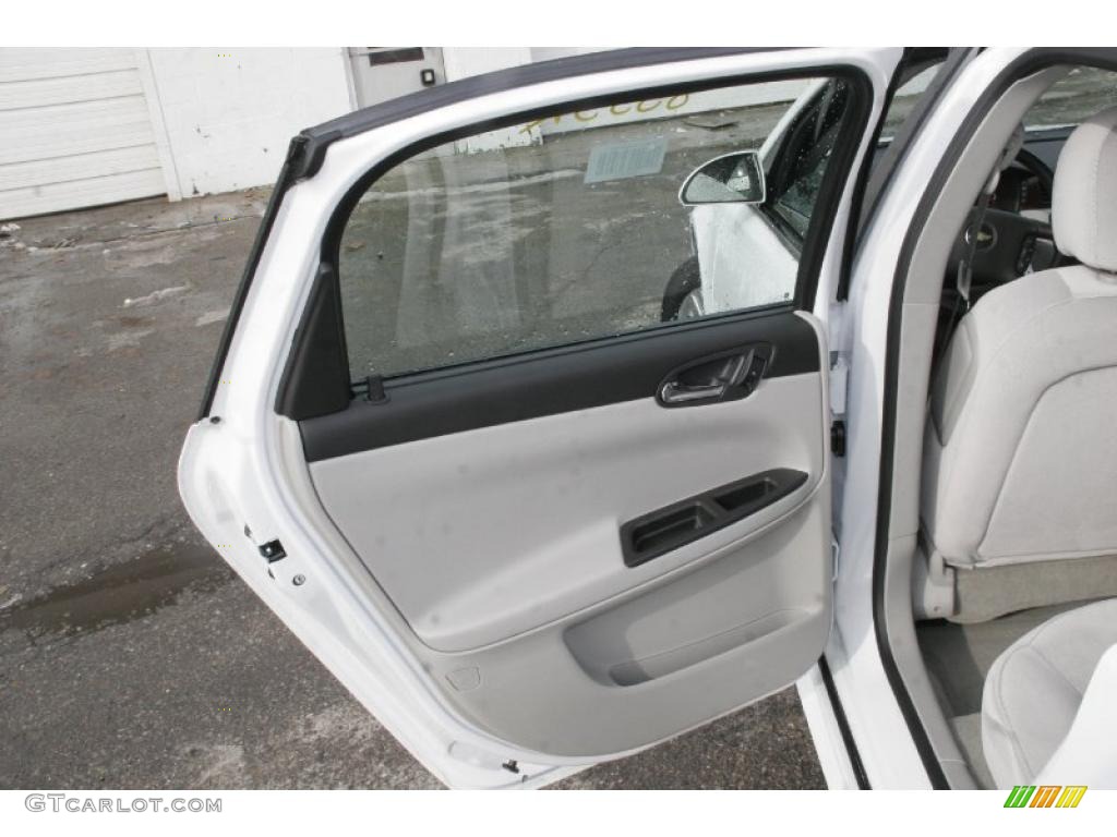 2010 Impala LT - Summit White / Gray photo #14