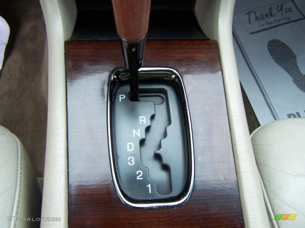 2000 Cadillac DeVille DTS 4 Speed Automatic Transmission Photo #46260910