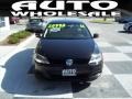 Black - Jetta SE Sedan Photo No. 2