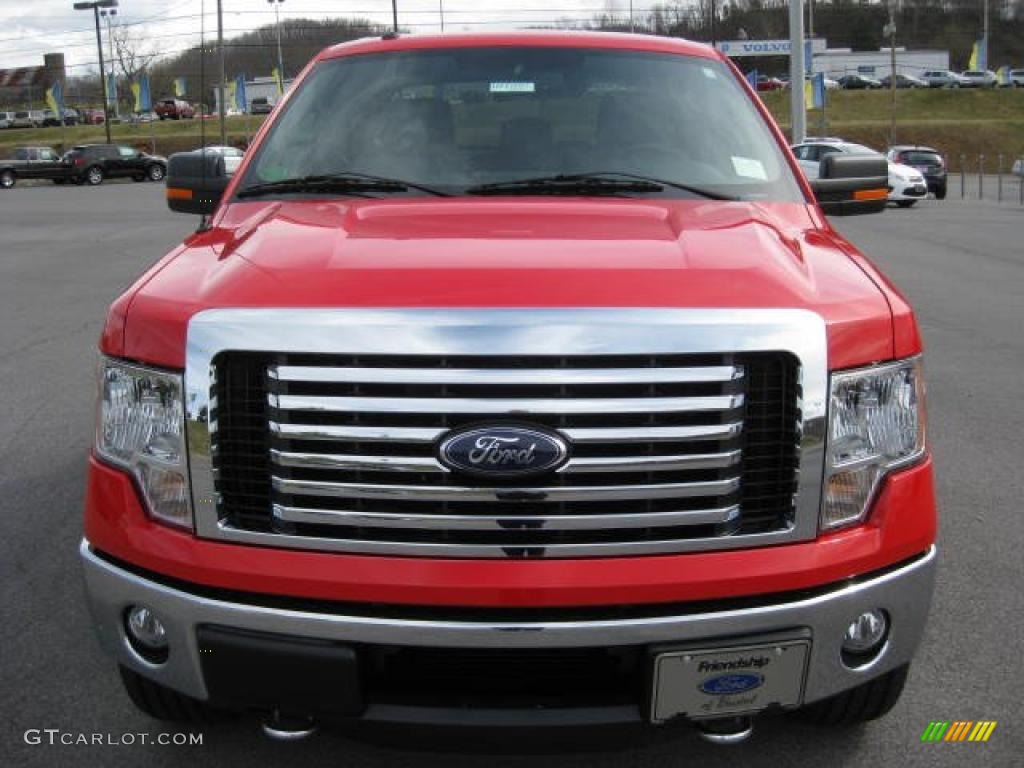 2011 F150 XLT SuperCab 4x4 - Race Red / Steel Gray photo #3