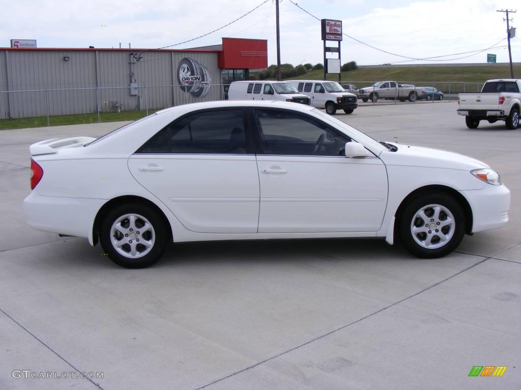 2002 Camry LE - Super White / Stone photo #5