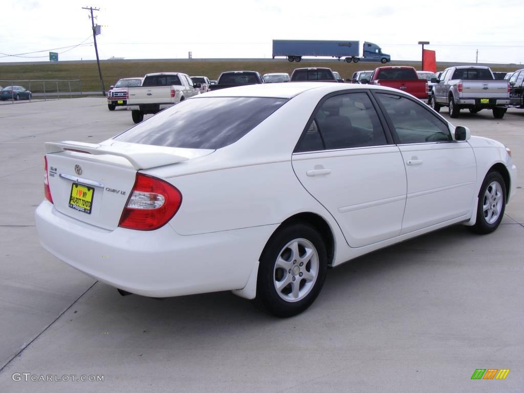 2002 Camry LE - Super White / Stone photo #6