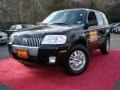 Black - Mariner Convenience 4WD Photo No. 1