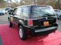 Black - Mariner Convenience 4WD Photo No. 8