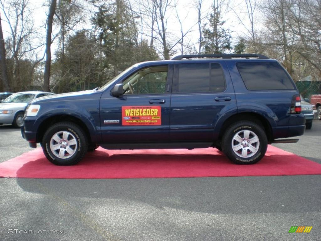 2008 Explorer XLT 4x4 - Dark Blue Pearl Metallic / Camel photo #9