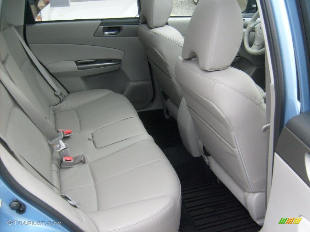 2011 Forester 2.5 X Limited - Sky Blue Metallic / Platinum photo #16