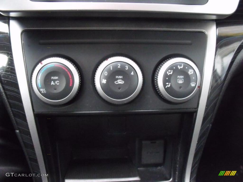 2010 MAZDA6 i Touring Sedan - Performance White / Black photo #28