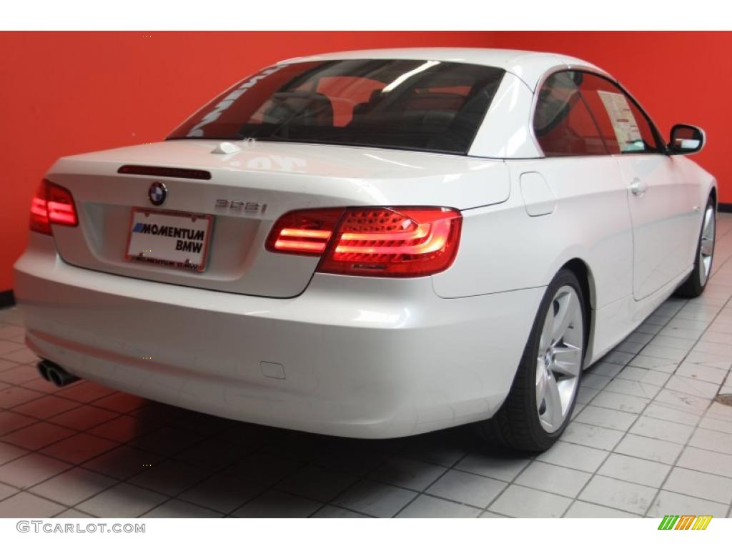 2011 3 Series 328i Convertible - Mineral White Metallic / Coral Red/Black Dakota Leather photo #17