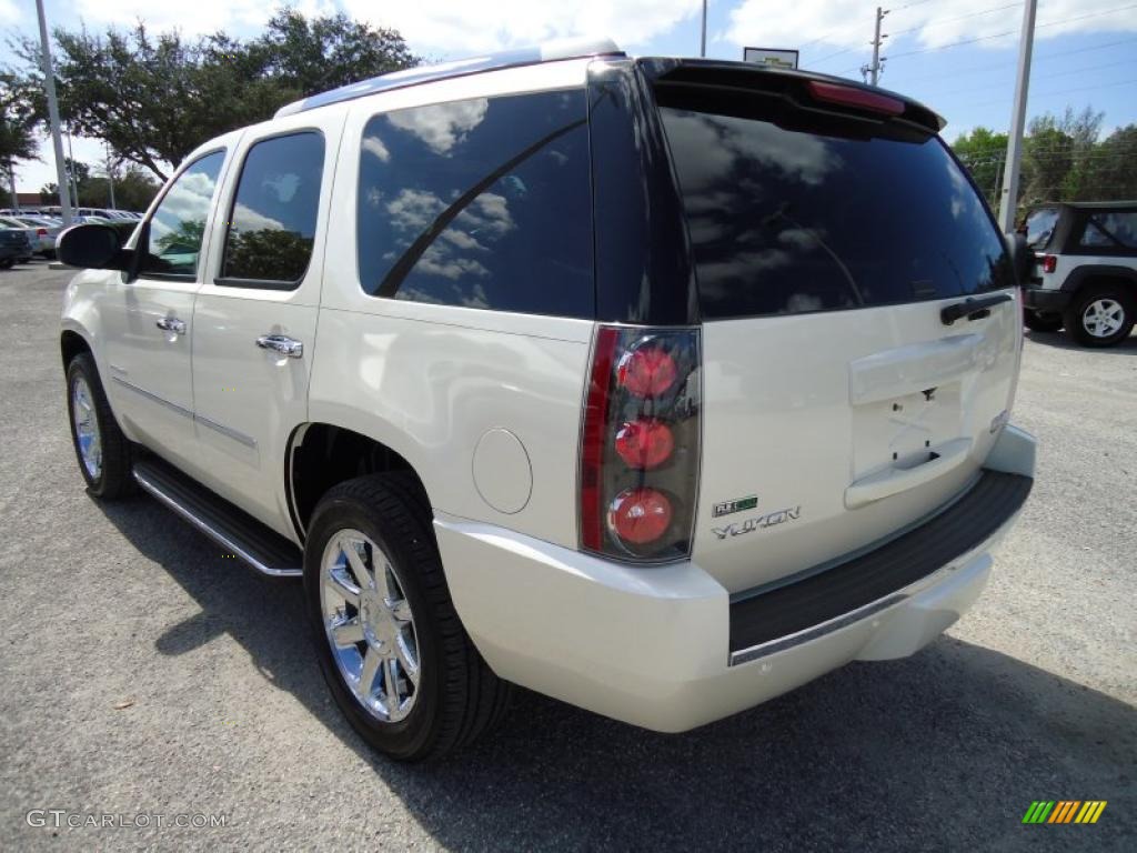 White Diamond Tricoat 2010 GMC Yukon Denali Exterior Photo #46268590