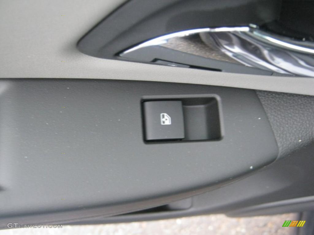 2011 Cruze LS - Taupe Gray Metallic / Jet Black/Medium Titanium photo #18