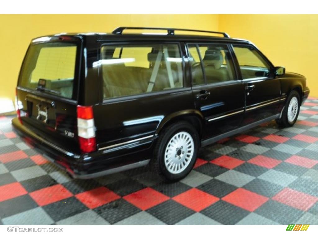 1998 V90 Wagon - Black / Beige photo #4