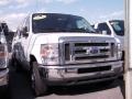 Oxford White - E Series Van E250 Super Duty Commericial Photo No. 2