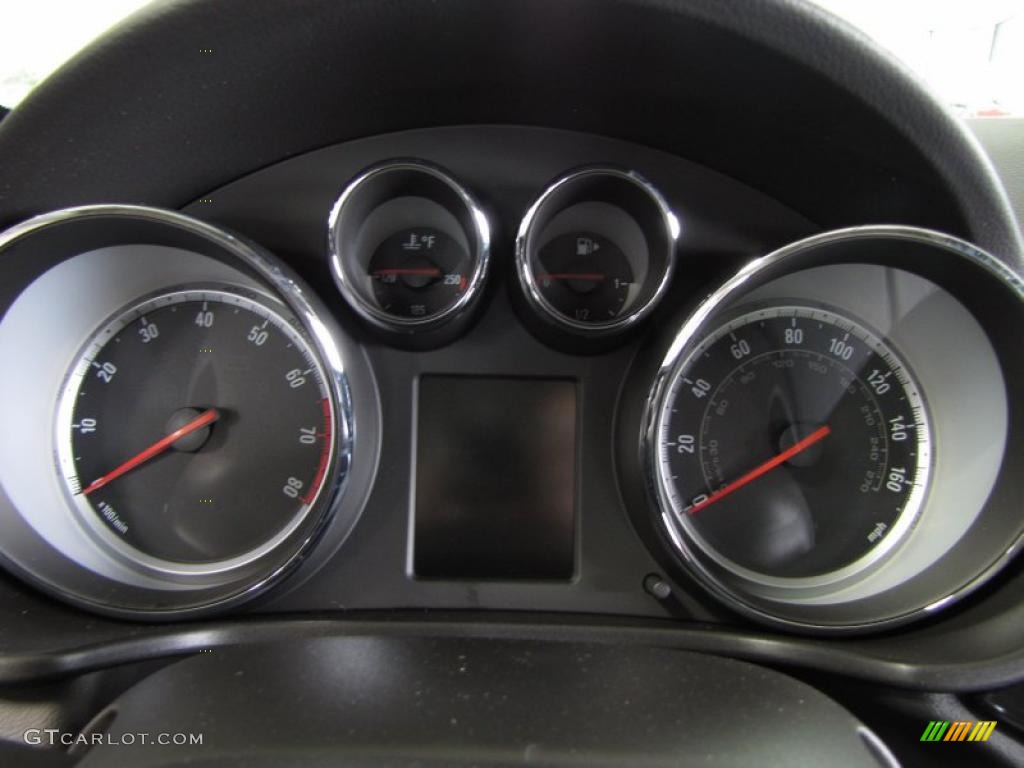2011 Buick Regal CXL Turbo Gauges Photo #46271353