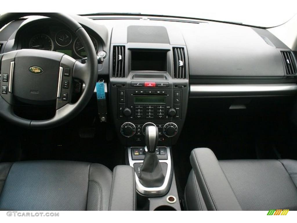 2010 LR2 HSE - Izmir Blue Metallic / Ebony photo #15