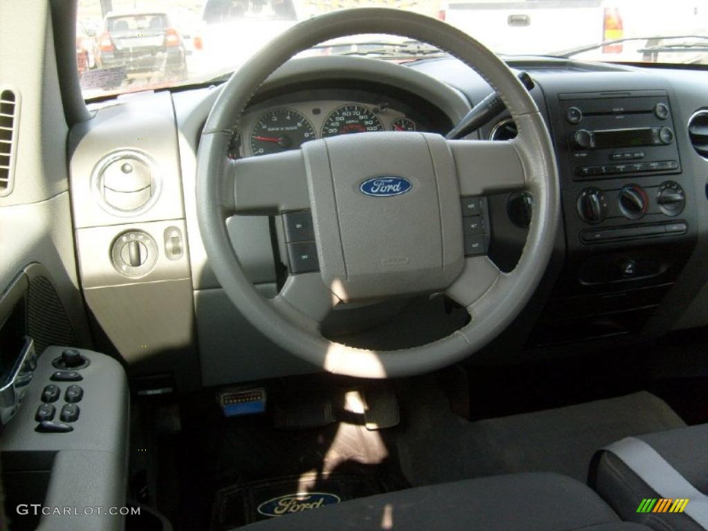 2006 F150 XLT SuperCrew 4x4 - Bright Red / Medium/Dark Flint photo #15