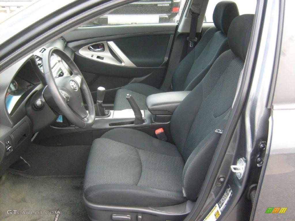 Charcoal Interior 2009 Toyota Camry SE Photo #46274379