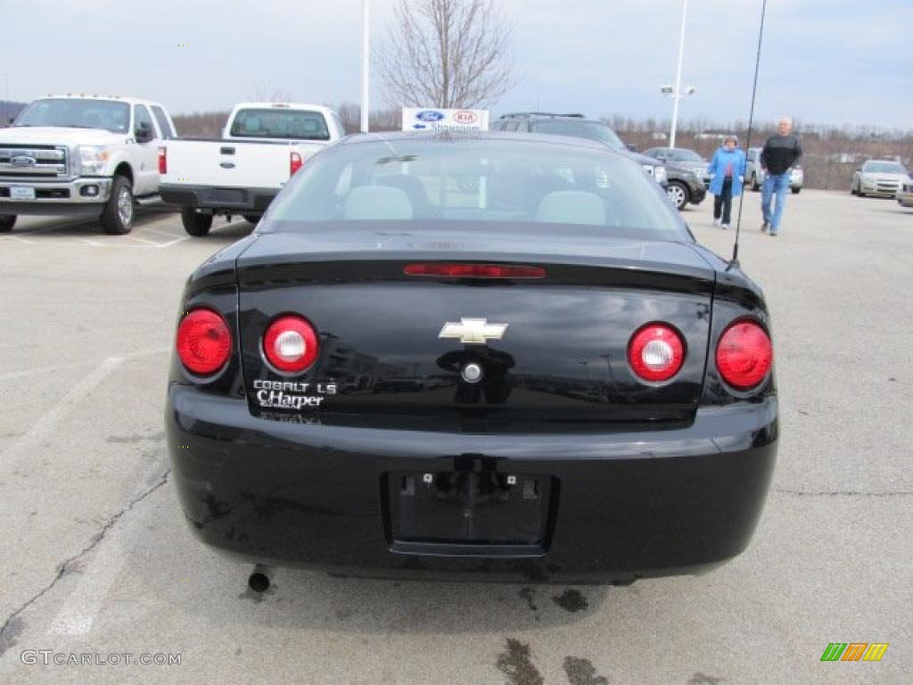 2007 Cobalt LS Coupe - Black / Gray photo #8