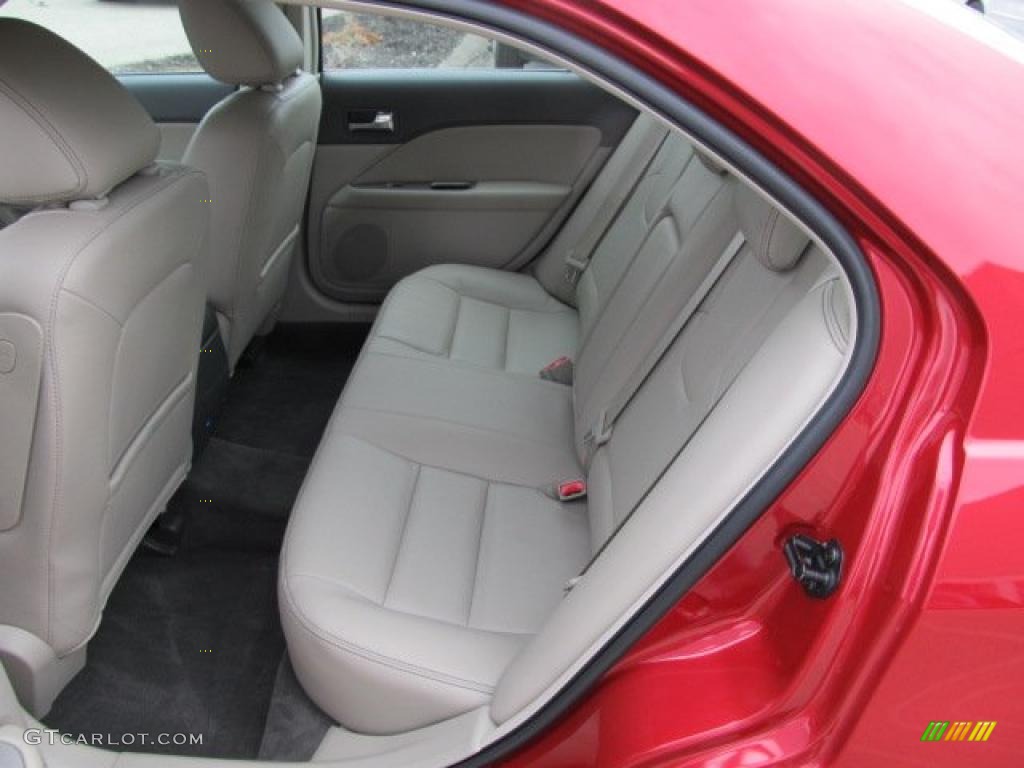 2010 Fusion SEL V6 - Sangria Red Metallic / Medium Light Stone photo #20