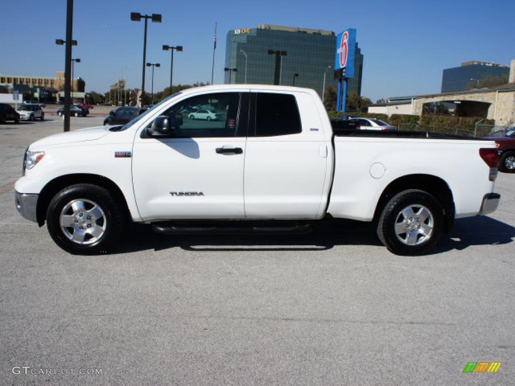 2008 Tundra SR5 Double Cab - Super White / Graphite Gray photo #2