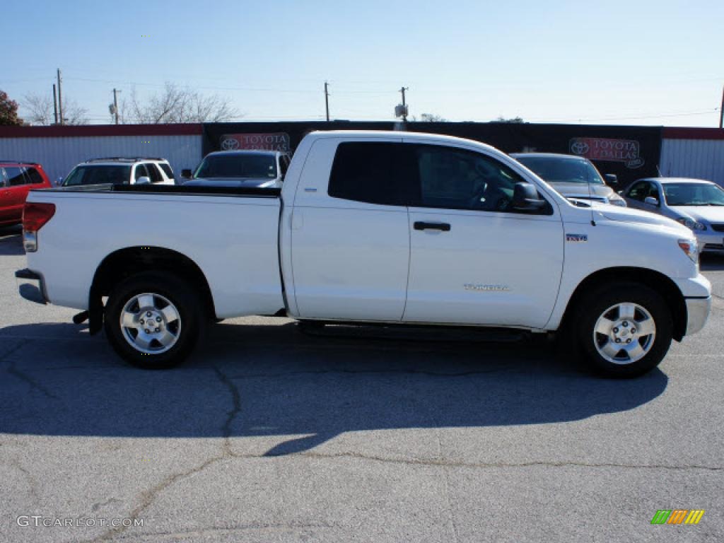 2008 Tundra SR5 Double Cab - Super White / Graphite Gray photo #5