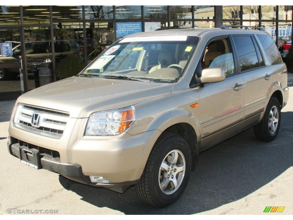 Mocha Metallic Honda Pilot