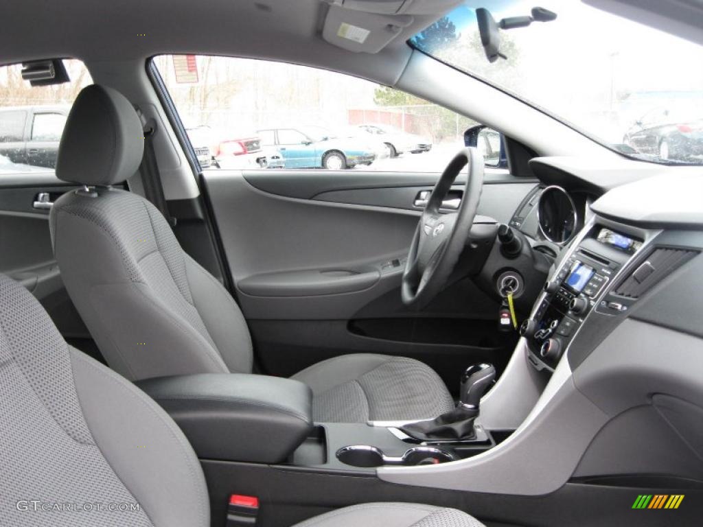Gray Interior 2011 Hyundai Sonata GLS Photo #46278945