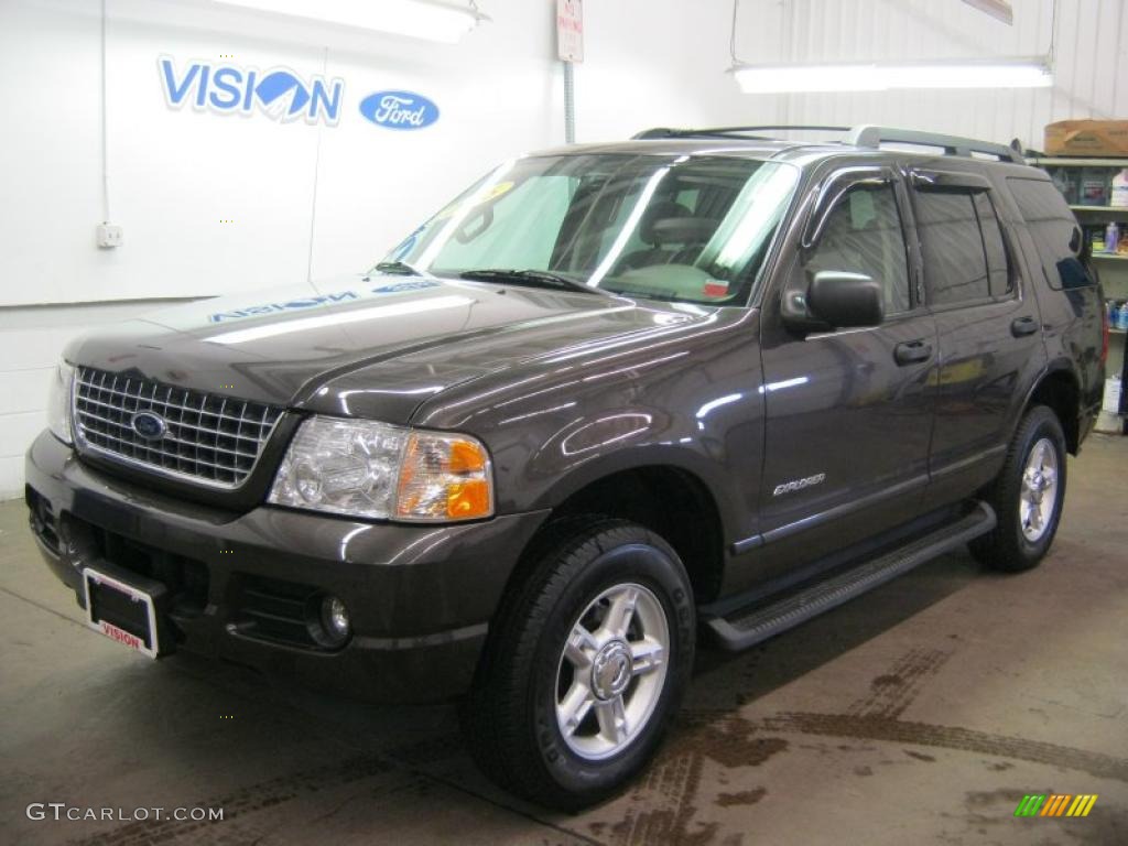 2005 Explorer XLT 4x4 - Dark Stone Metallic / Medium Parchment photo #1