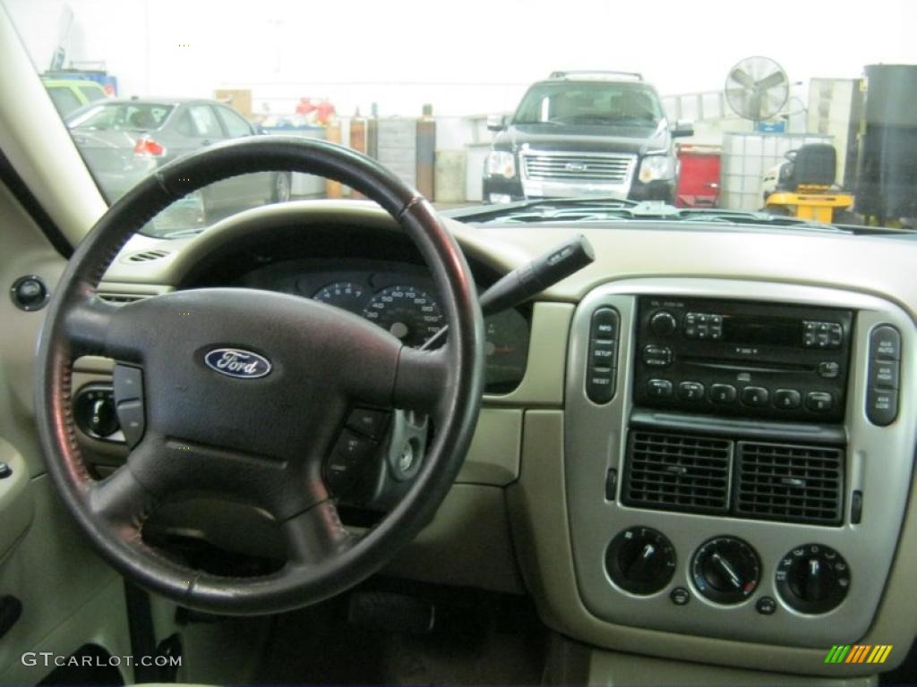 2005 Explorer XLT 4x4 - Dark Stone Metallic / Medium Parchment photo #4