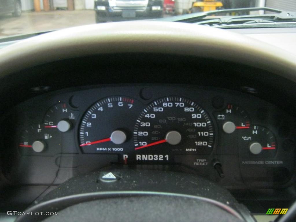 2005 Explorer XLT 4x4 - Dark Stone Metallic / Medium Parchment photo #29