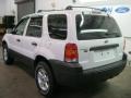 Oxford White - Escape XLT 4WD Photo No. 15