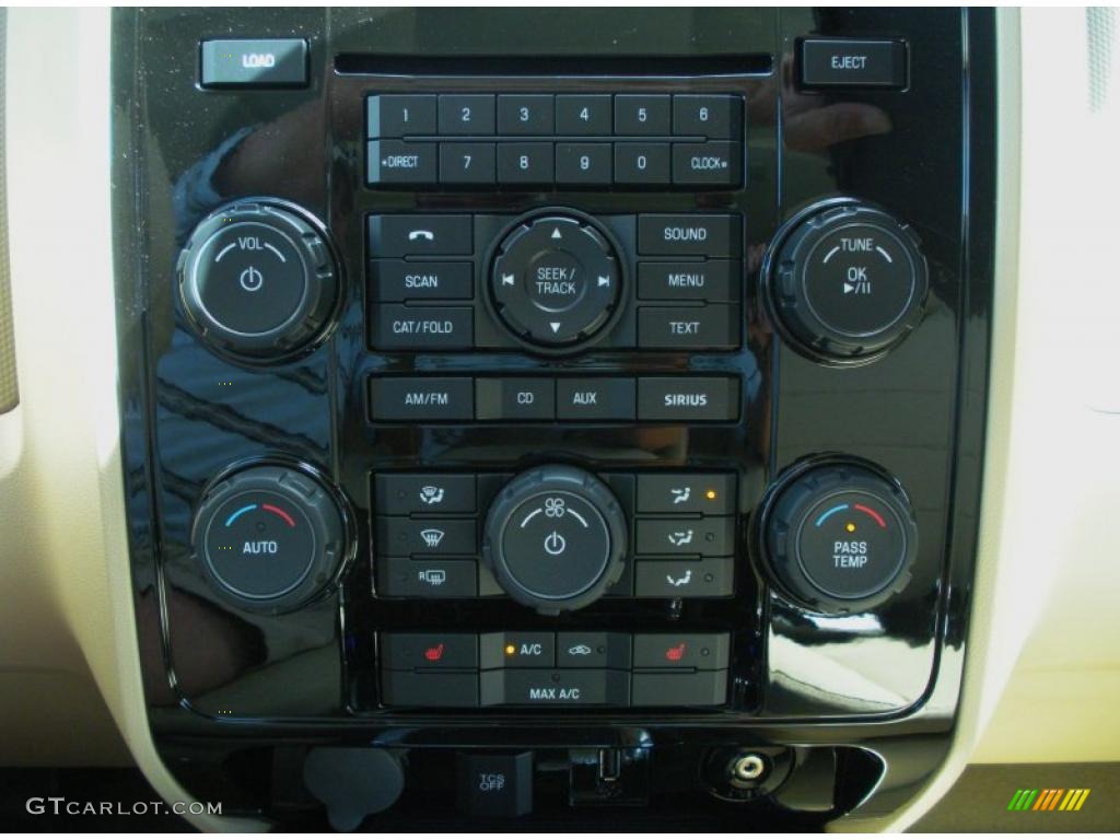 2011 Ford Escape Limited 4WD Controls Photo #46286479