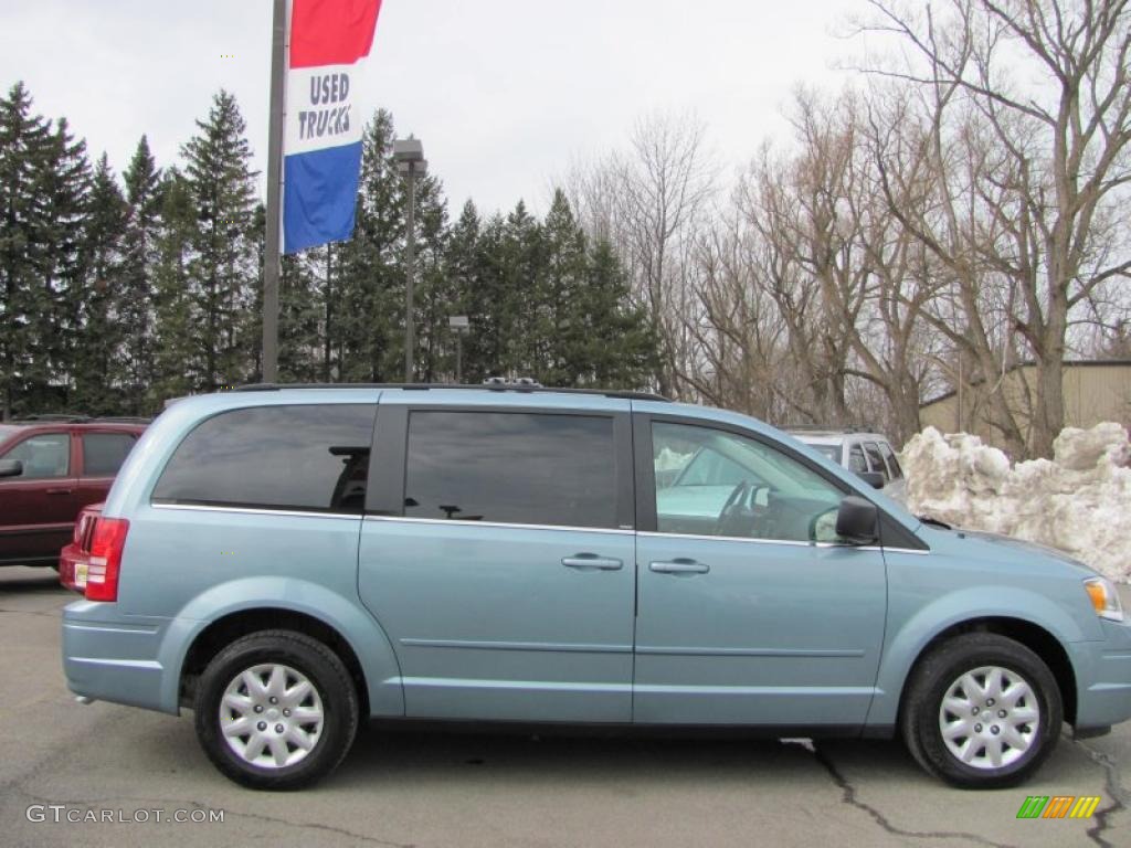 2010 Town & Country LX - Clearwater Blue Pearl / Medium Slate Gray/Light Shale photo #5