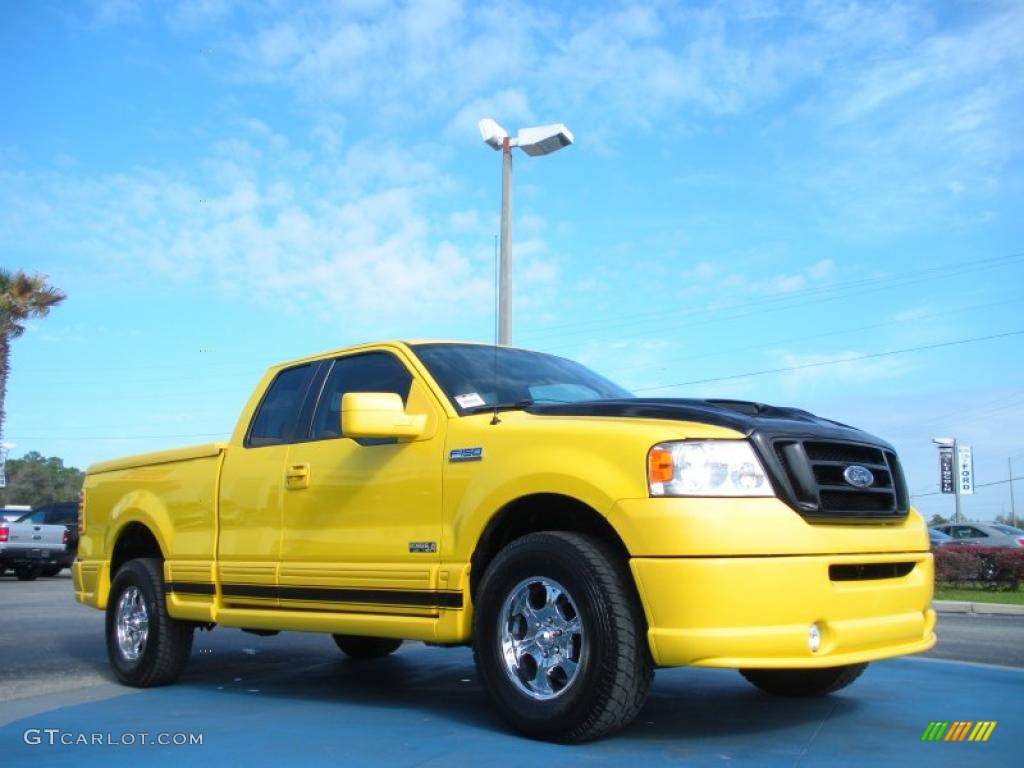 Yellow 2005 Ford F150 Boss 5.4 SuperCab 4x4 Exterior Photo #46287652