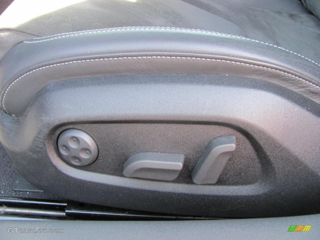 2009 Audi TT S 2.0T quattro Coupe Controls Photo #46290037