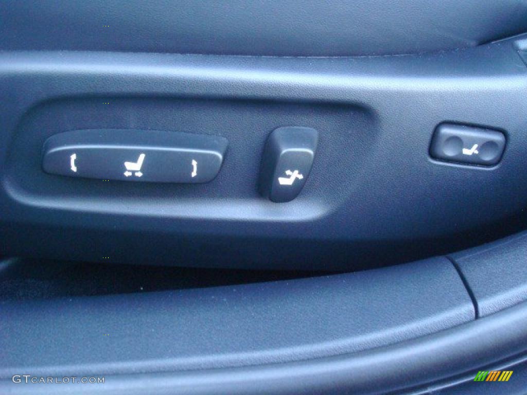 2011 Lexus ES 350 Controls Photo #46290985