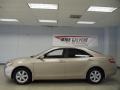 Desert Sand Mica - Camry LE Photo No. 3